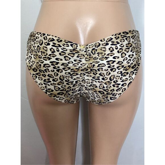 New. Pilyq/PQ Swim Leopard Underwire Bikini. Small. Retails $164 - Picture 10 of 14